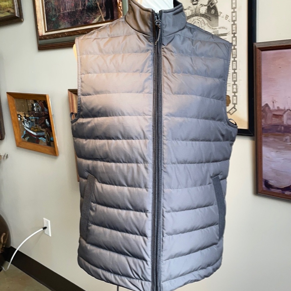 Ted Baker London puffer vest full zip 40.5” hips